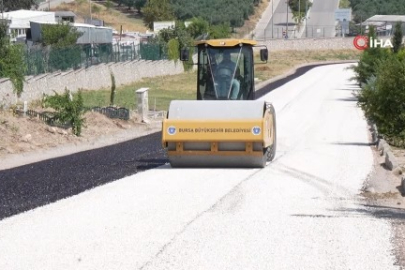 Bursa’da mezarlık yolları yenileniyor