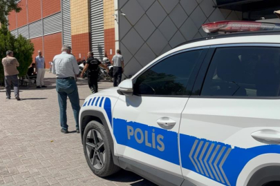 Konya'da alışveriş merkezinde bıçaklı kavga: 1 ölü