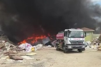 Bursa'da geri dönüşüm tesisinde yangın