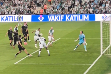 Bursaspor 3 puanı tek golle aldı: 1-0
