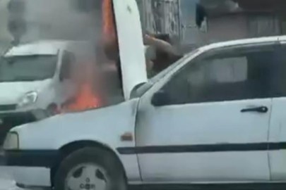 Bursa'da seyir halindeki otomobil alevlere teslim oldu