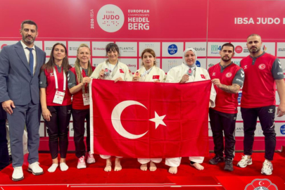 Milli judocular madalyaları topladı