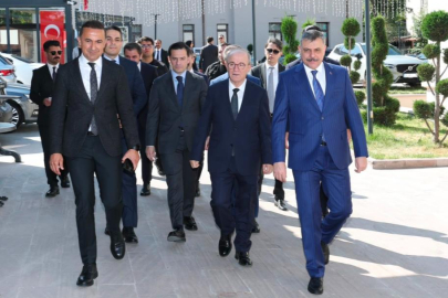 Bakan Çiftçi'den Türk İdareciler Derneği'ne ziyaret
