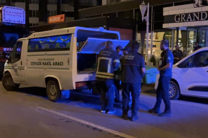 Otelin 5’inci katından atılan kadın hayatını kaybetti