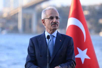 Bakan Uraloğlu: Limanlarımızda 553,3 milyon ton yük elleçledik