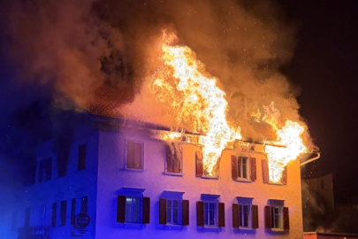 Restoranda yangın dehşeti: 8 yaralı, 5 kayıp