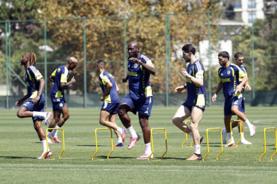 Fenerbahçe, Lyon maçı hazırlıklarına başladı