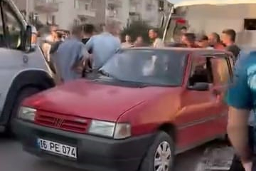 Bursa’da feci kaza: 1’i ağır 4 yaralı