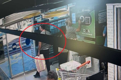 Bursa'da DOA sırasına girip bekledi: 440 paket sigarayla böyle kaçtı
