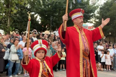 Bursalılar minik mehterhanlara hayran kaldı