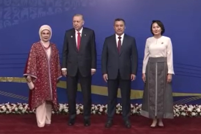 Cumhurbaşkanı Erdoğan, Caparov tarafından karşılandı