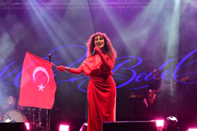 Kestel'deki 30 Ağustos kutlamalarında Mela Bedel rüzgârı