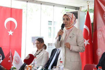 Bakan Göktaş, şehit aileleri ve gazilerle buluştu