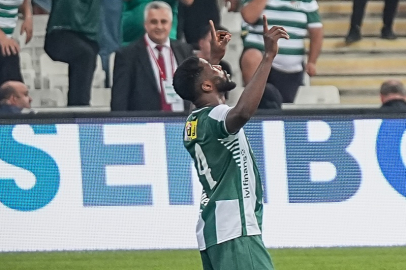 Bursaspor'un Nijeryalı forvetinden 5 maçta 6 gol
