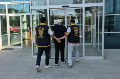 Sevgilisi darp edip 1 kişiyi bıçaklayan şahıs yakalandı