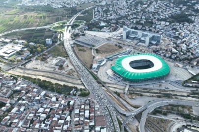Bursa’da okullar açıldı, korkulan trafik yoğunluğu oluşmadı