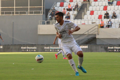 Ceyhun Gülselam, profesyonel futbol kariyerini sonlandırdı
