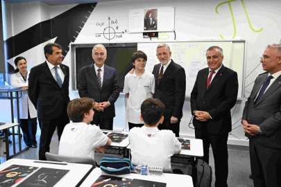 GUHEM'de ilk ders zili çaldı