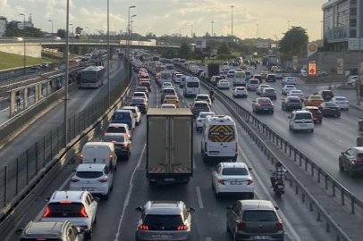 İstanbul’da trafik yoğunluğu okulların ikinci gününde arttı