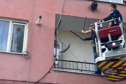 Bursa'da hastaneye yatmamak için polise bıçak çekti