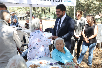 Nilüfer’de huzurevi sakinleri yaza piknikle veda etti