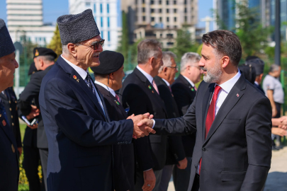 Başkan Vekili Biba, kahramanları anma törenine katıldı