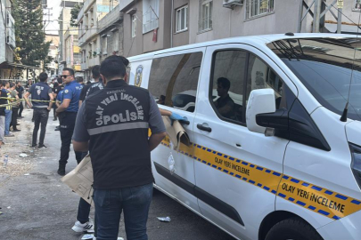 Önce eşini öldürdü, sonra 3'ü çocuk 4 kişiyi yaraladı