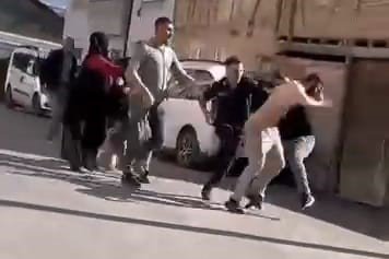 Bursa’da inşaat işçileri ile müteahhit birbirine girdi: 8 yaralı