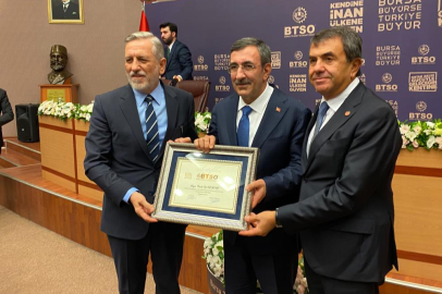 Cumhurbaşkanı Yardımcısı Yılmaz Bursa iş dünyasının temsilcileriyle bir araya geldi