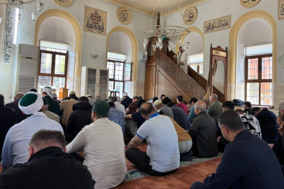 Bursa'da Cuma Hutbesi'nde sosyal medya uyarısı