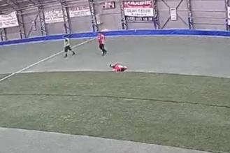 Ecel halı sahada buldu