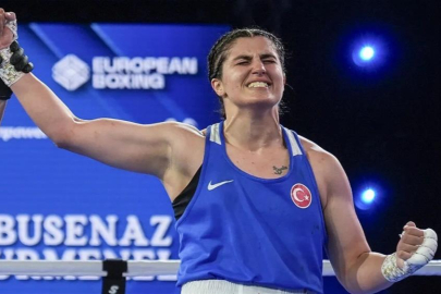 Bakan Bak’tan milli boksörlere tebrik mesajı