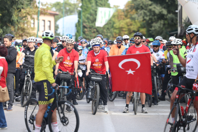 Başkan Aydın farkındalık için pedal çevirdi