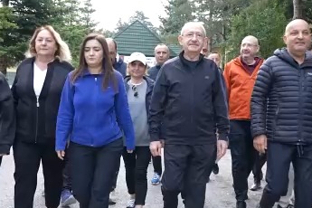 Kılıçdaroğlu, Abant Gölü çevresinde yürüyüş yaptı