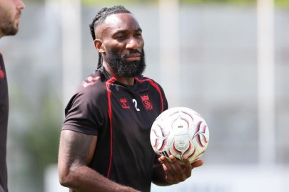 Sivasspor’da Aaron Appindangoye şoku