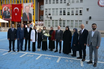 23 Nisan Ortaokulunda Şule Yüksel Şenler Kütüphanesi açıldı