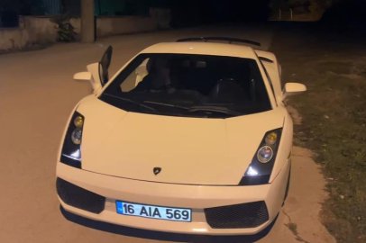Bursa'da kaza sonrası lüks aracını bırakıp kaçtı