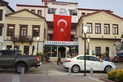 Çeşme Belediyesi'ne operasyon: Başkan Yardımcısı gözaltında