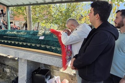 Okul saldırısında hayatını kaybeden Eslem Sare toprağa verildi