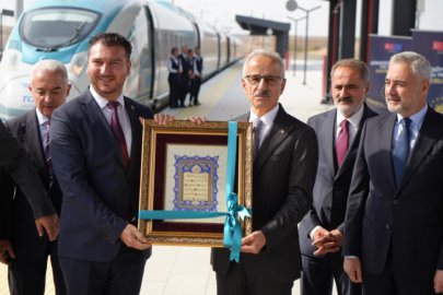 Asya’dan Avrupa’ya uzanan hızlı tren yolu açılıyor