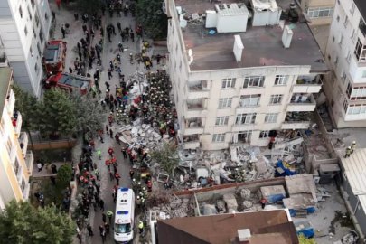 İstanbul'da 7 katlı binanın 3 katı çöktü: 2 ölü