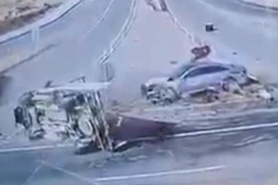 MHP’li vekilin yaralandığı kaza kamerada