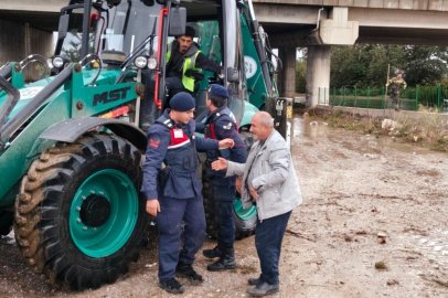 Bursa’da mahsur kalan vatandaşı jandarma kurtardı