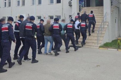 Bursa'da WhatsApp radar grubuna operasyon: 8 gözaltı
