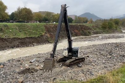Bursa'daki toprak kayması suyun akış yönünü değiştirdi