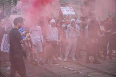 Milano'da protestocular polisle çatıştı