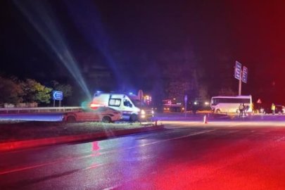 Tarım işçilerini taşıyan midibüs ile tır çarpıştı: 17 yaralı