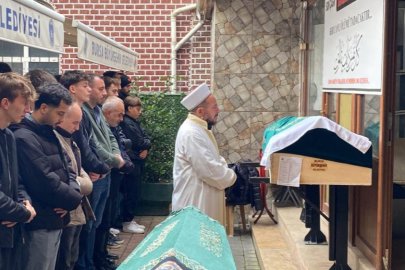 Arkadaşının bıçakladığı genç Bursa'da toprağa verildi