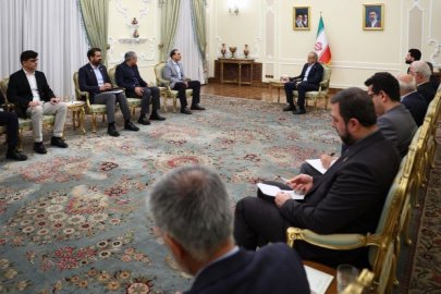 Pezeşkiyan, Pakistan Genelkurmay Başkanı Munir'i kabul etti