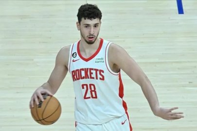Alperen Şengün yeni sezona double double başladı